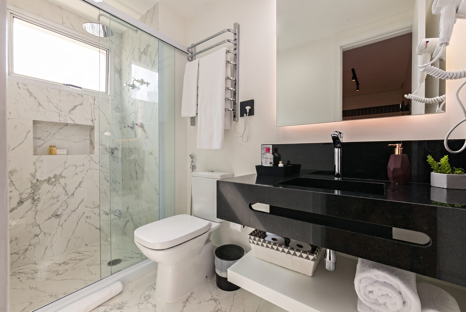 Apartamento 1 Quarto (Queen + Solteiro) e Sala com Sofá-cama 31